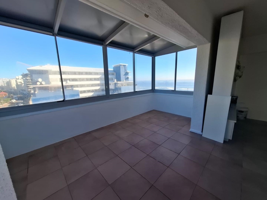 1 Bedroom Property for Sale in Mouille Point Western Cape
